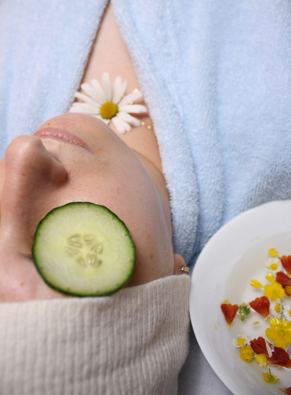 Beauty-Routine mit Gurkenmaske